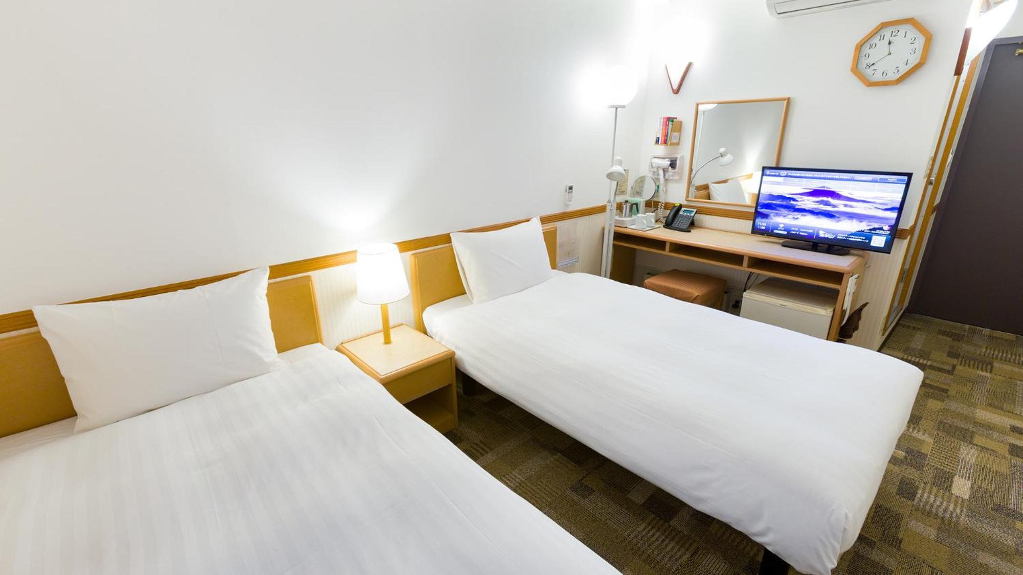 Toyoko Inn Gumma Isesaki Ekimae Room photo